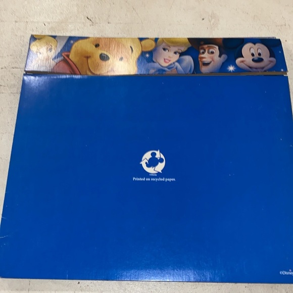 90’s Vintage Disney Box Bundle - Picture 5 of 5
